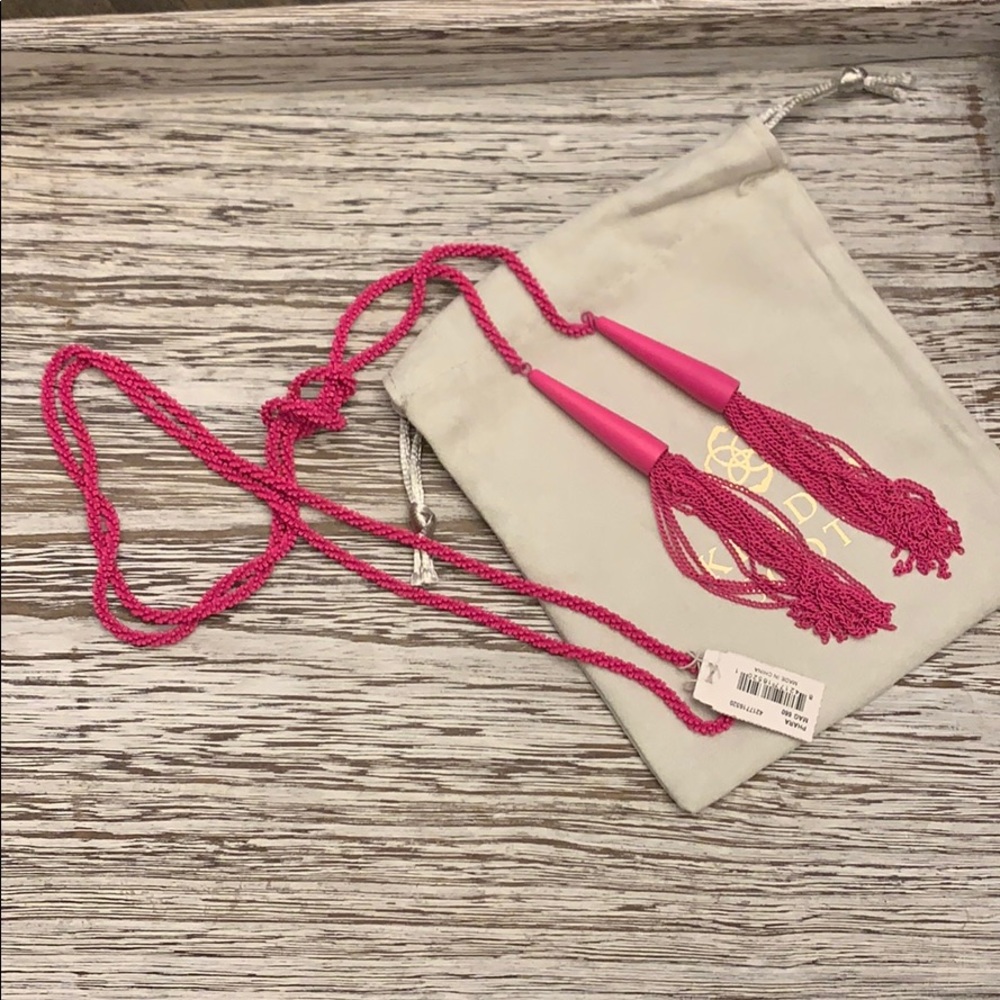 Kendra Scott Phara Lariat Necklace Matte Magenta